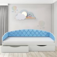 Кровать Беллуччи с каретной стяжкой